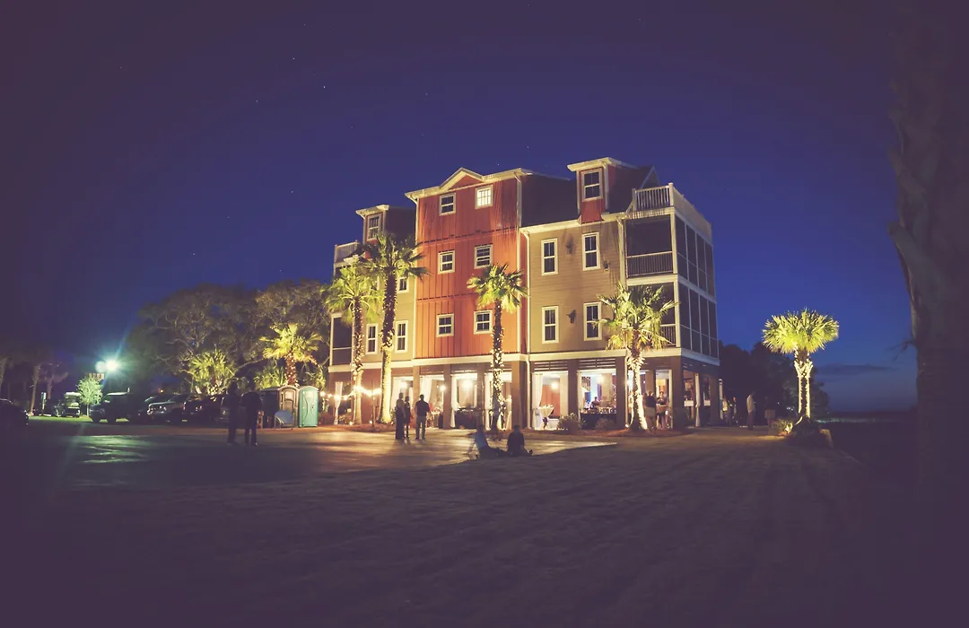 Regatta Inn - Adults Only-1
